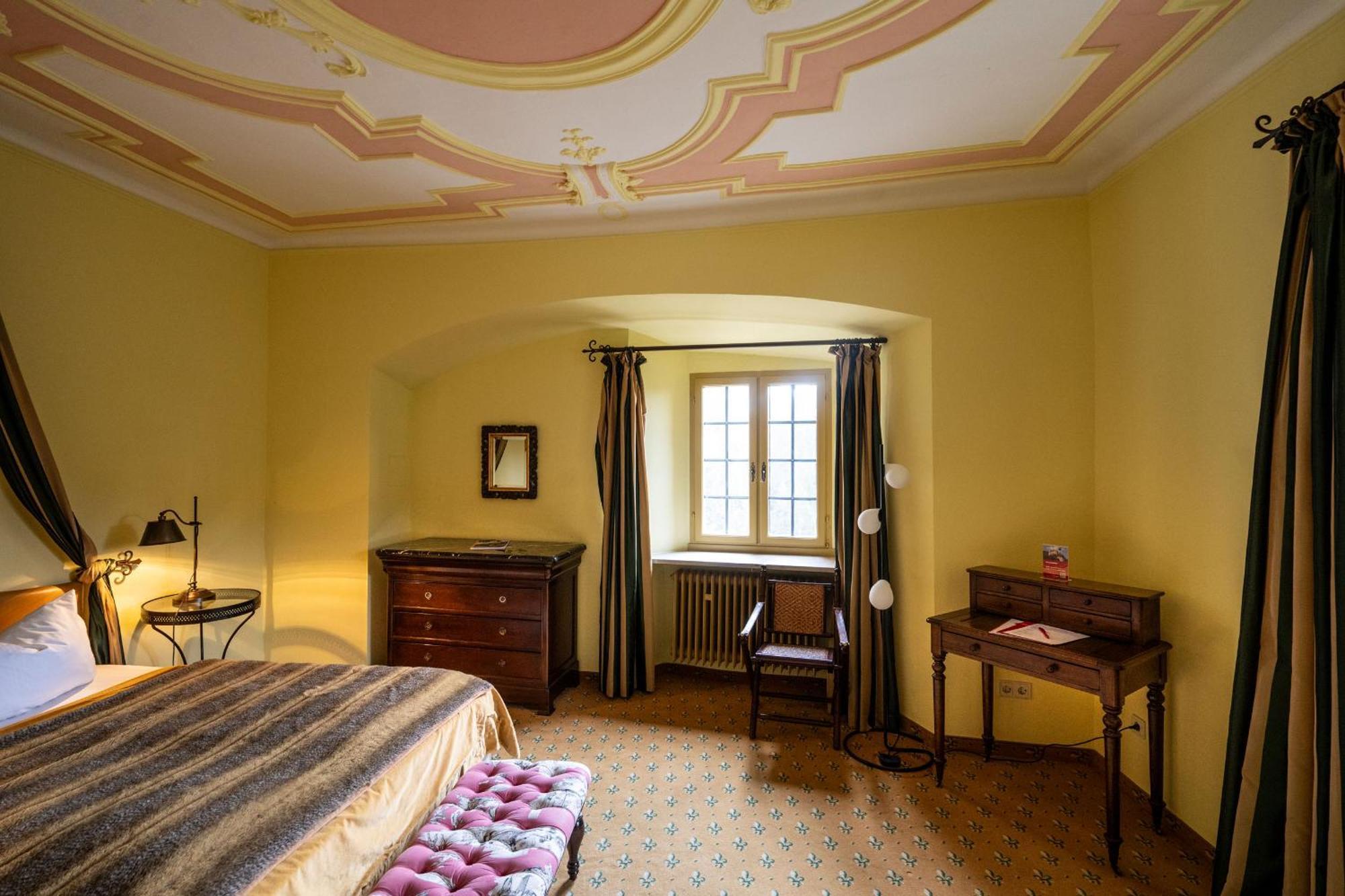 Hotel Burg Rabenstein à Kirchahorn Chambre photo